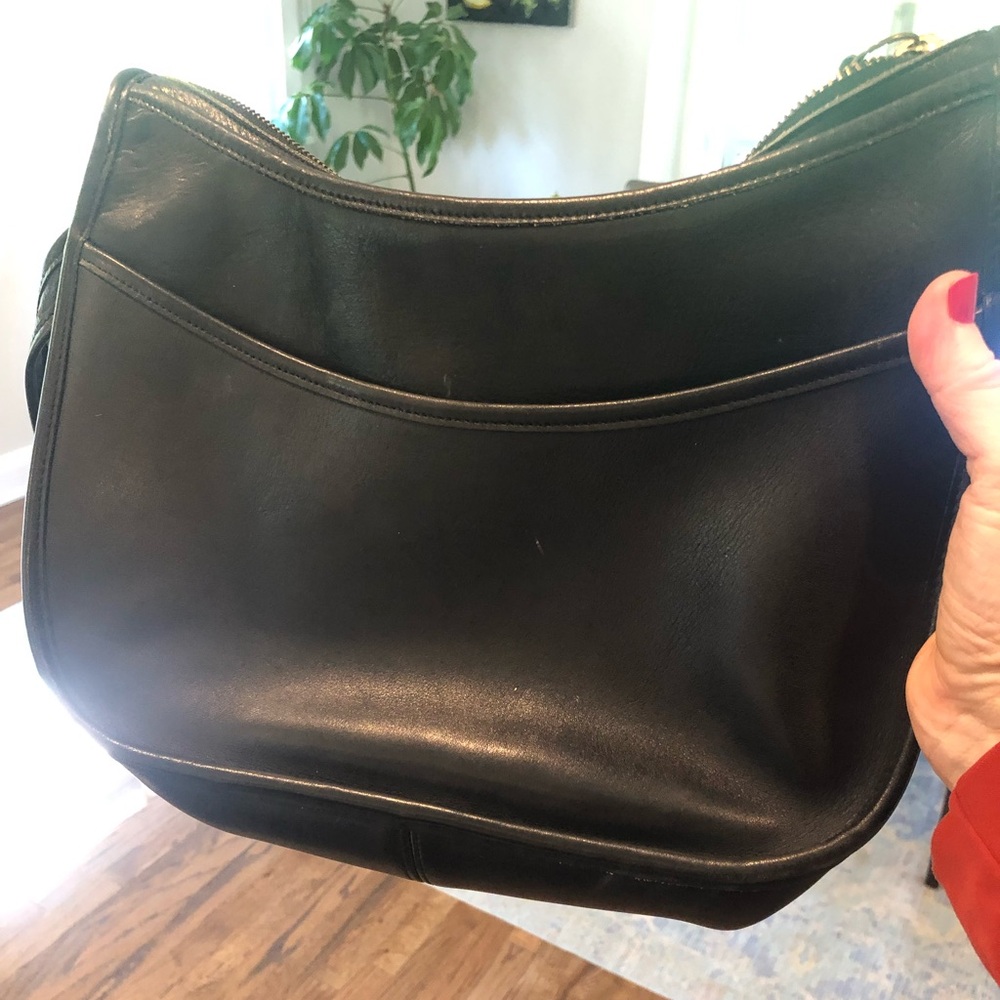 Vintage coach. Not sure of style